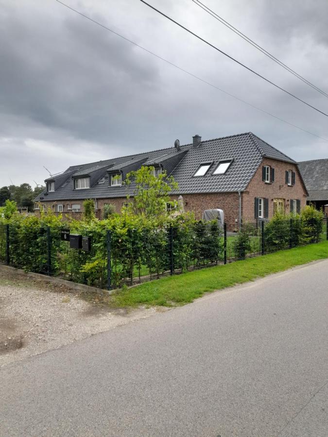 Hannekenbuurs Kleine Kune Kune Farm Daire Weeze Dış mekan fotoğraf